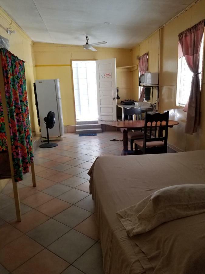 Chapito'S Apartment 3 Caye Caulker Eksteriør billede